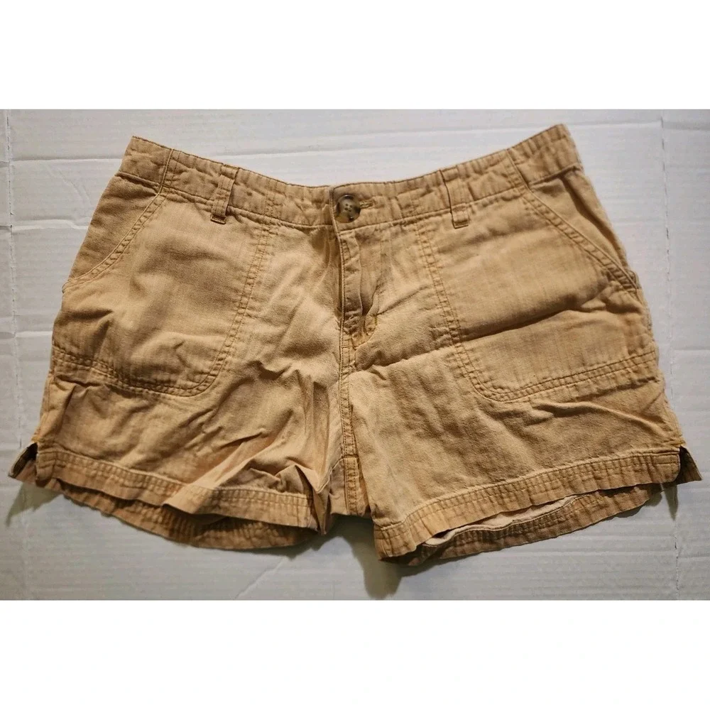 Cabelas Casuals Women's Beige Cargo Shorts Gorpcore Hiking Style Size 8 Regular